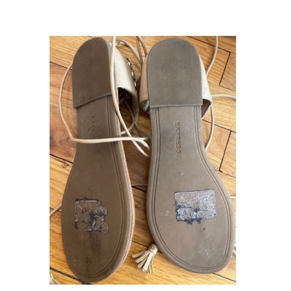 Express Sandals - Picture 3 of 3